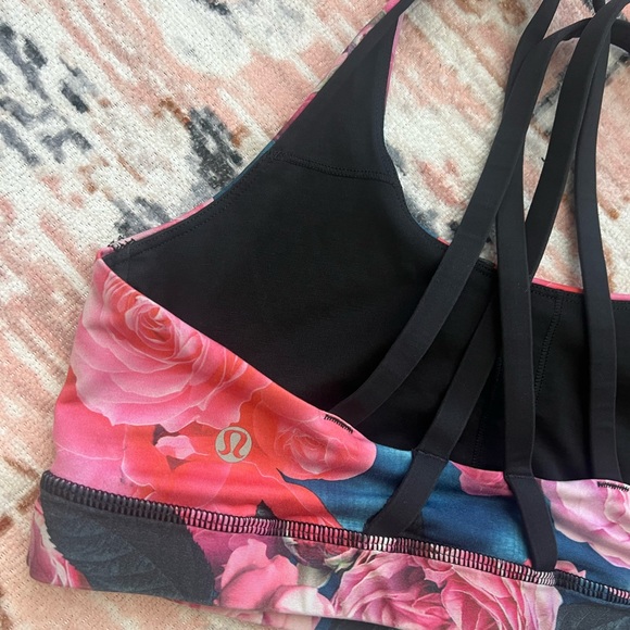 Lululemon Sports Bra - Picture 4 of 4